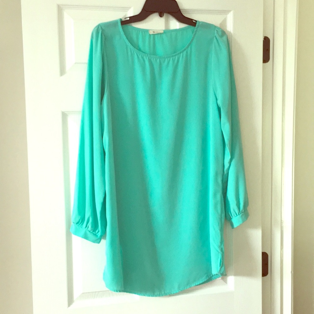 Long sleeve tunic in Tiffany blue